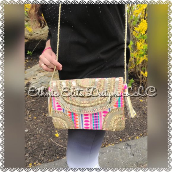 3️⃣2️⃣New boutique Handmade Banjara Jute Bag - Silver And Gold Leather Sling - Picture 4 of 11